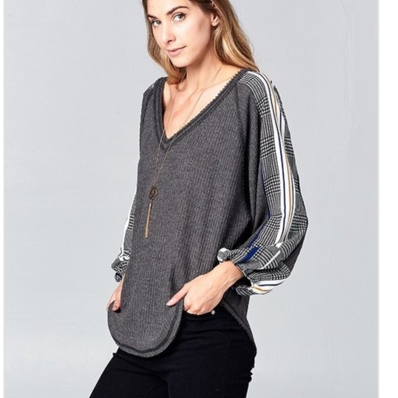 Last one Sale! π V neck waffle knit thermal - Picture 2 of 5